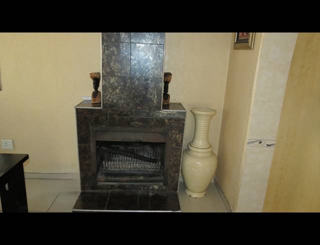 3 BEDROOM FREEHOLD FOR SALE IN KAGISO